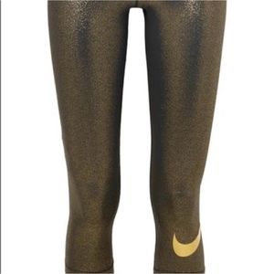 NWT Nike Pro Training Gold Shimmer Leggings